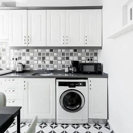 Modern Flat 5 Min To Galata Tower In Istiklal Ave