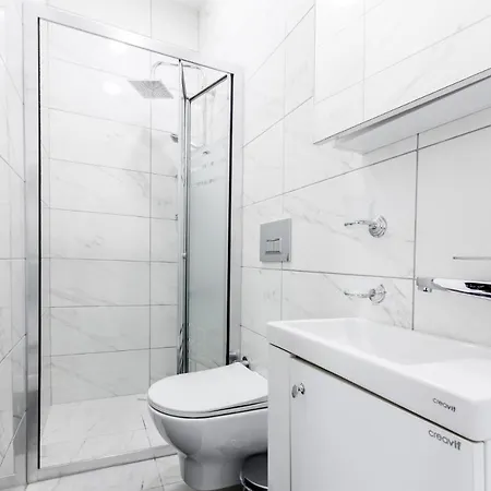 Modern Flat 5 Min To Galata Tower In Istiklal Ave